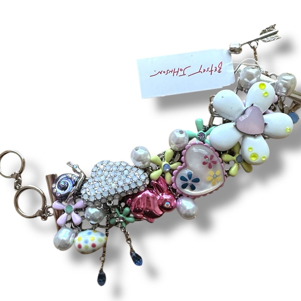 BETSEY JOHNSON Easter Spring Floral Bunny Statement Bracelet NWT $148